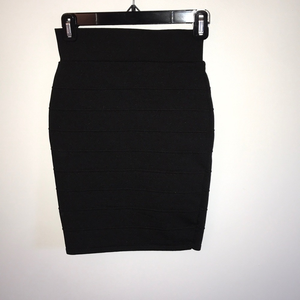 Garage Fitted Skirt